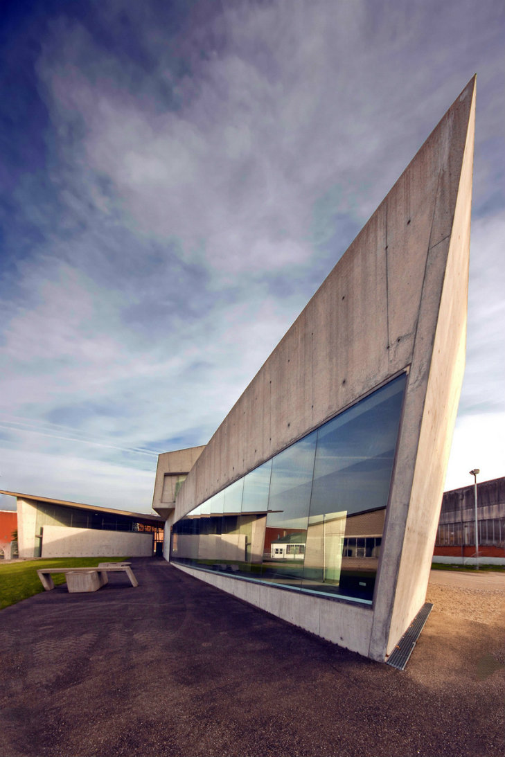 hadid Buildings let's celebrate the architect's legacy VitraFire Station (1994), Weil am Rhein, Germany