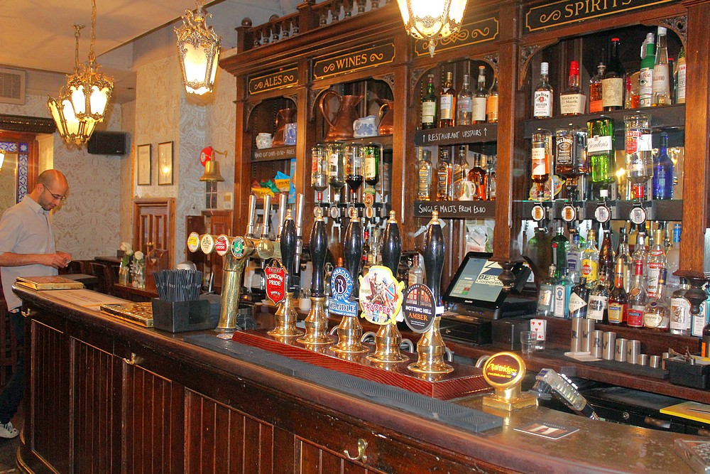 LONDON GUIDE FOR THE UNINITIATED