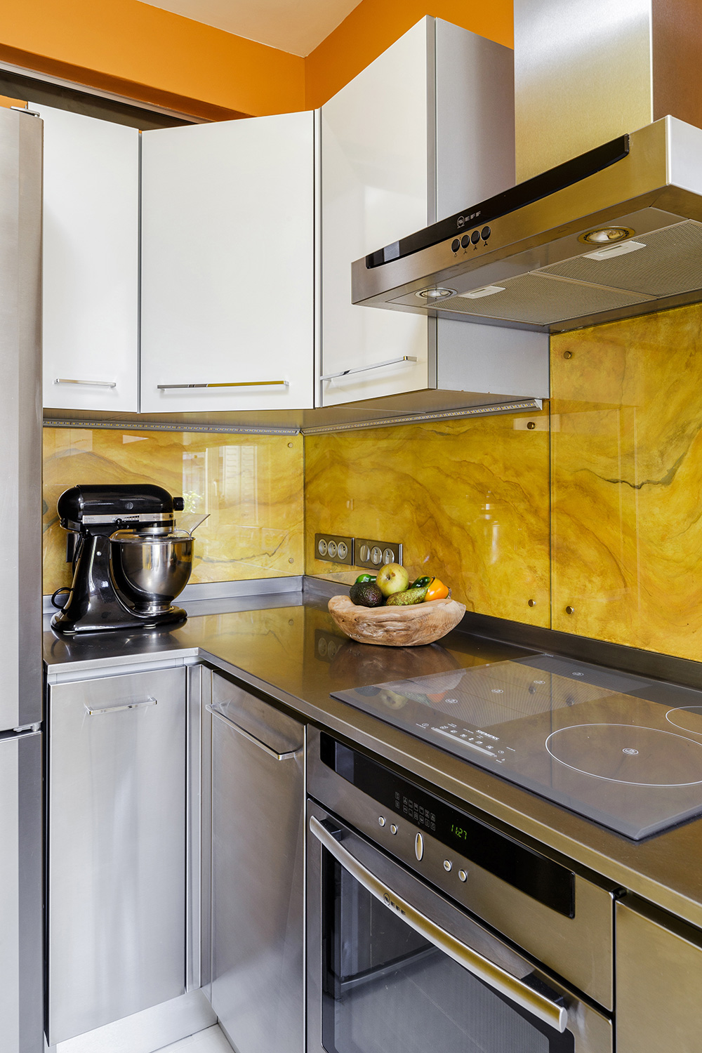 “THE SHIFT”, A FENG SHUI MODERN HOME IN PARIS