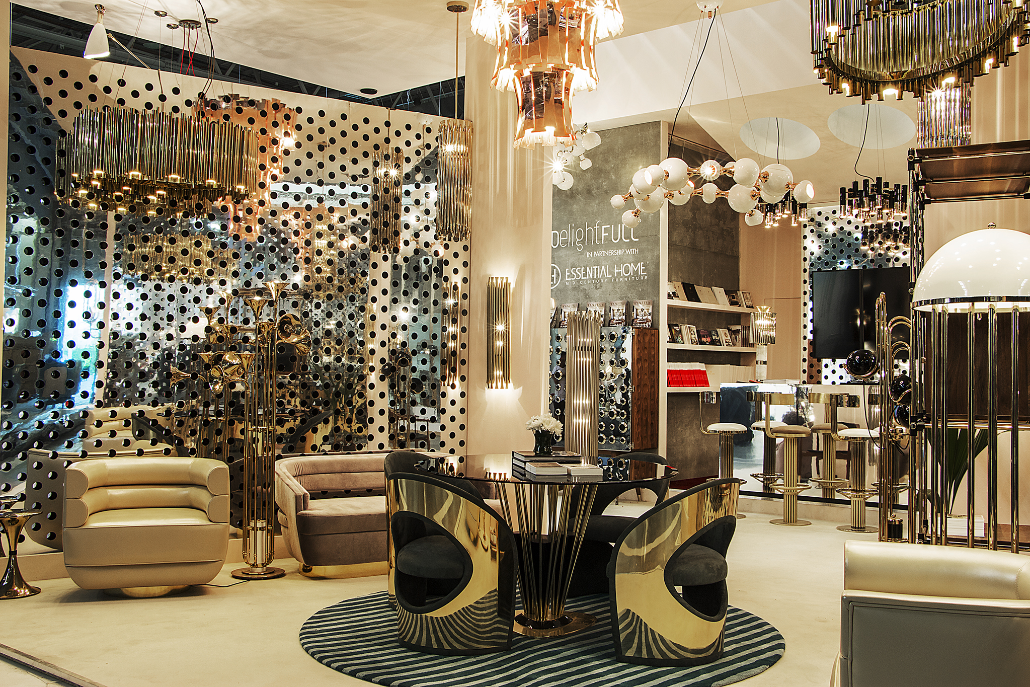 THE FIRST DAY OF DELIGHTFULL AT M&O PARIS '16