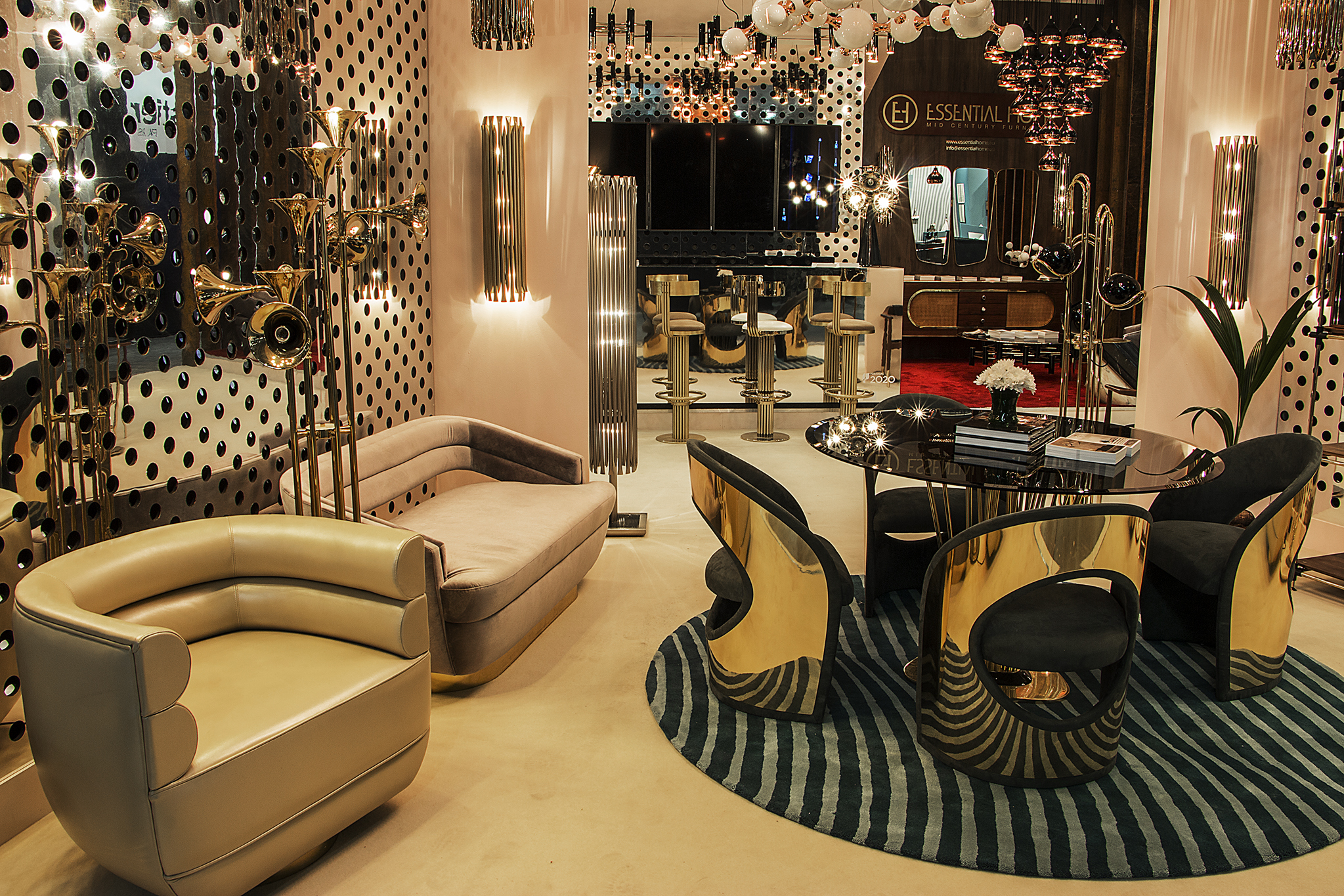 THE FIRST DAY OF DELIGHTFULL AT M&O PARIS '16
