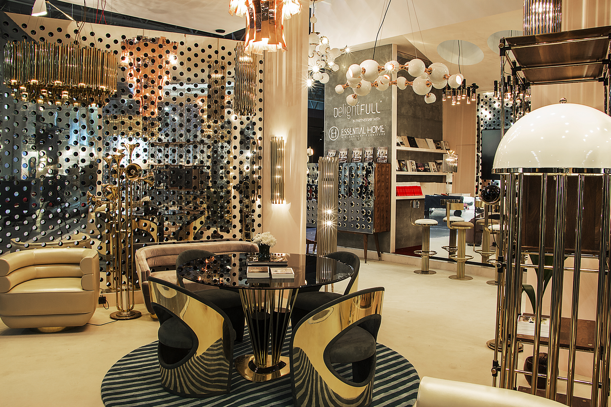 THE FIRST DAY OF DELIGHTFULL AT M&O PARIS '16