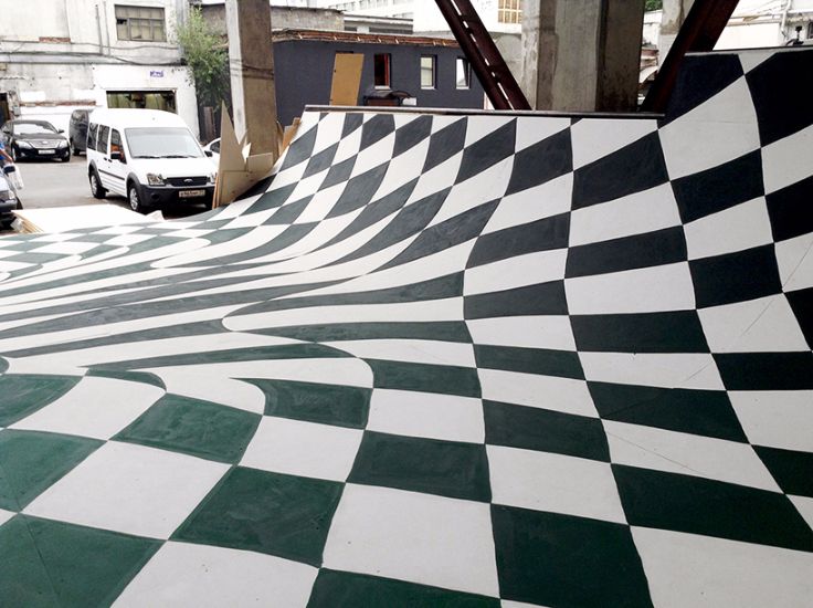 Op-art Moscow giant painting that will blow your mind (7)