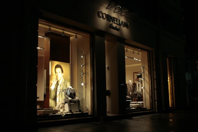 Corneliani Lighting Designers Interview L-Cube Saint-Petersburg