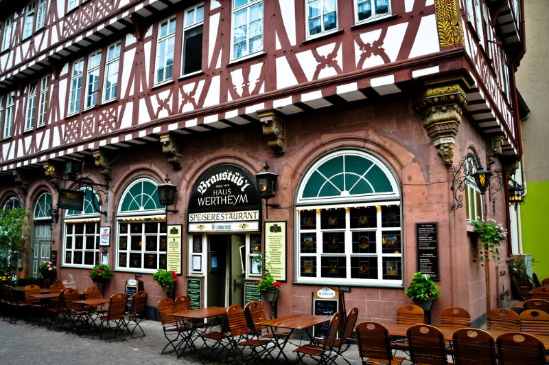 Frankfurt Travel Guide 8 places to visit in one day ! 4