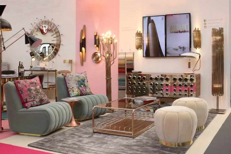 100% Design: A Travel Back in Time Through Mid Century Stands!