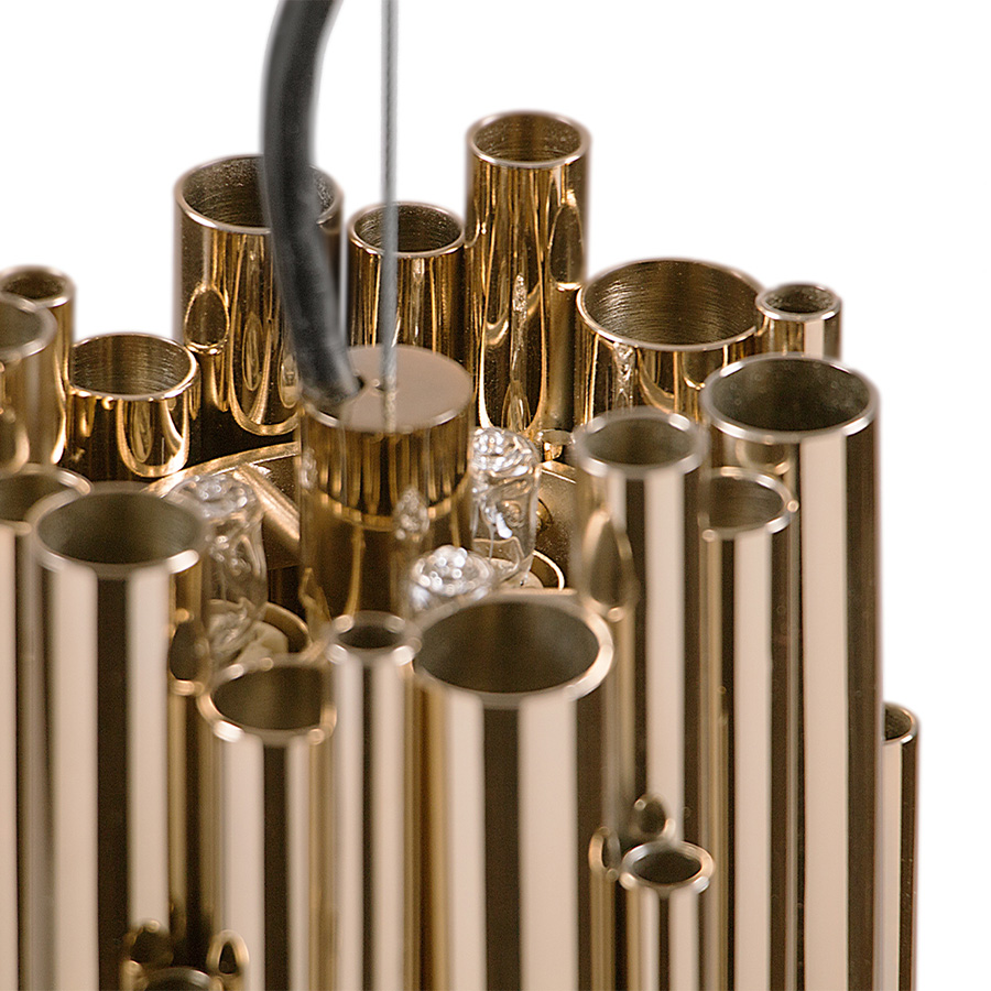 Inspired by Pianist Dave Brubeck, Brubeck pendant lamp is a great example of when art deco design exceptionally meets music. With a standard body built in brass and a gold-plated finish, this suspension lamp is available in a wide range of finishes: gold, nickel or copper plated, brushed brass or nickel, and aged brass. It is a an art deco brass lamp that will give a retro chic vibe to your new kitchen counter or even mid-century entryway.