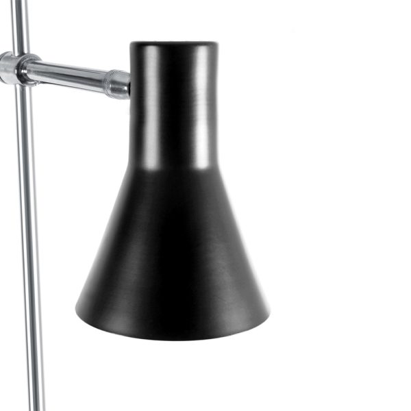 Coleman is the ideal mid-century modern floor light to be placed next to any 1950 modern furniture piece as your industrial office couch or desk. The 1 light manageable head floor lamp with matte black and matte white accents has a simplistic and sleek design featuring a black textile cord and a flexible shade. With a classic shape making it fitting for not only Scandinavian style homes, this brass floor lamp will also fit perfectly in every single home design style.