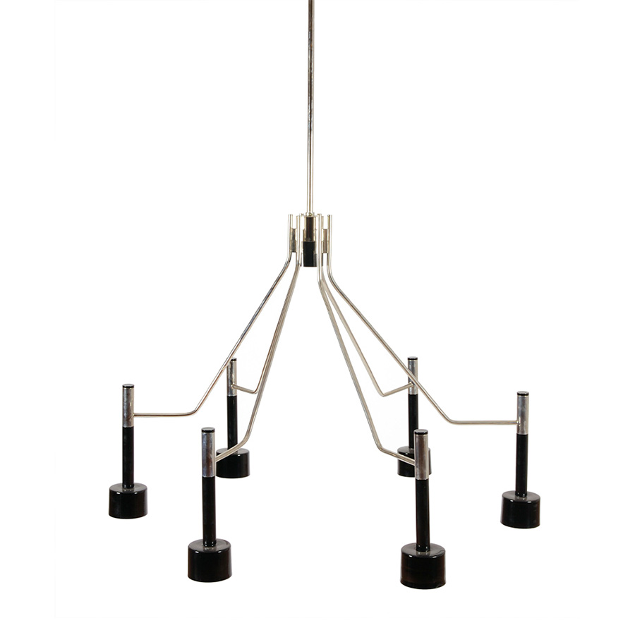 Ella round chandelier is a unique ceiling fixture which brings back the clean and sophisticated feelings of the mid-century modern era lived in the 1960’s Palm Springs. With a body 100% handmade in brass and its lampshades made of Aluminium, this lighting design was reinvented using today’s technical skills paired with the traditional craftsmanship and know-how of some of the best Portuguese artisans.