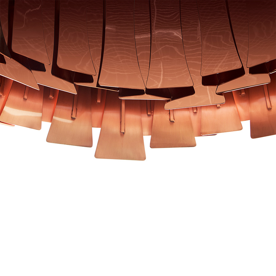 Inspired by the feminine glow cast by one of the greatest jazz singers of all times, DelightFULL has created Etta round suspension. It is a sophisticated and very functional chandelier lighting design suited for the most luxurious settings you can think of. It is handmade in brass, with the additional unique feature of each one of its leaves being shaped and assembled by hand.