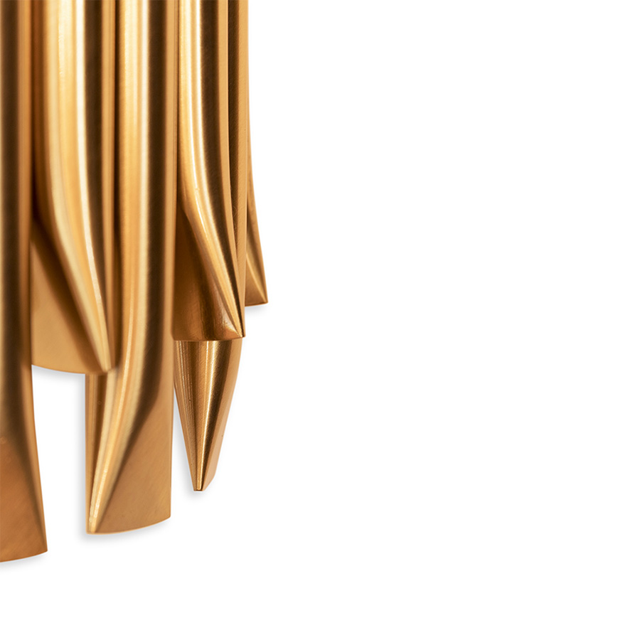 Matheny wall light has a complex and attractive geometry design of combined tubes. This unique lamp combines a mid-century modern design with a classic style that will make a statement in your home. Providing a subtle glow, this modern wall light is 100% handmade in brass and has a brushed nickel finish. With 4 lamps, we recommend you to use G9 bulbs.