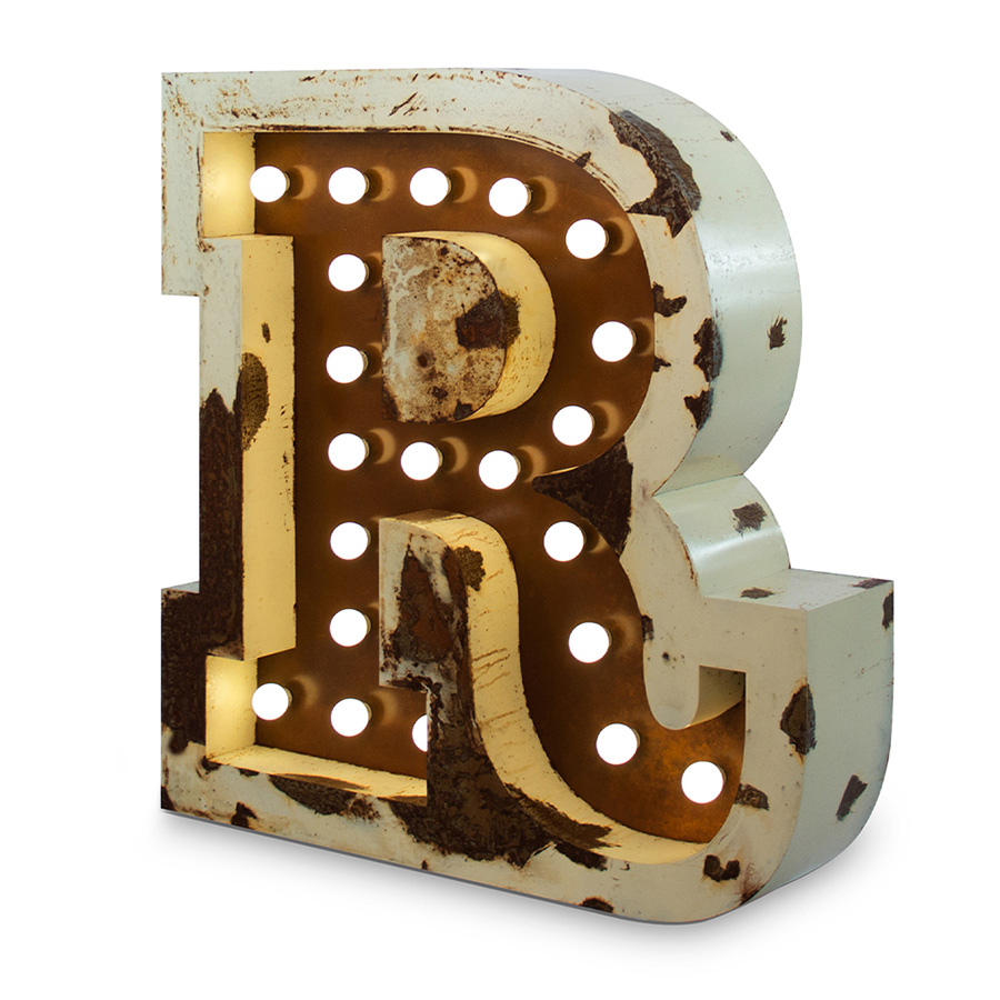 R stands for ruthless for a ride to never forget and this is the perfect lighting design to make your interior design project stand out. This rustic lighting design made with the utmost care by DelightFULL's artisans is customizable on demand and is available in a mini version.