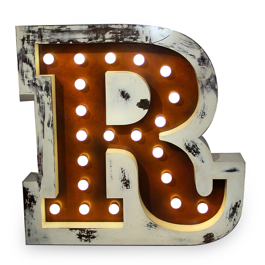 R stands for ruthless for a ride to never forget and this is the perfect lighting design to make your interior design project stand out. This rustic lighting design made with the utmost care by DelightFULL's artisans is customizable on demand and is available in a mini version.