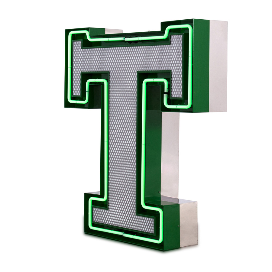 A remarkable lighting design remembering us of the college days, this handmade marquee letter is the one for the stars. A fun lighting design that is customizable on demand and available on a mini version, it has retro style mixed with the urban culture. Turning hypnotic at some point, the neon green of the bulbs and the height of 1 meter makes this a perfect lighting design to finish your design project.