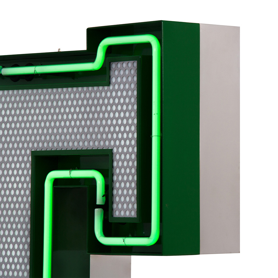 A remarkable lighting design remembering us of the college days, this handmade marquee letter is the one for the stars. A fun lighting design that is customizable on demand and available on a mini version, it has retro style mixed with the urban culture. Turning hypnotic at some point, the neon green of the bulbs and the height of 1 meter makes this a perfect lighting design to finish your design project.