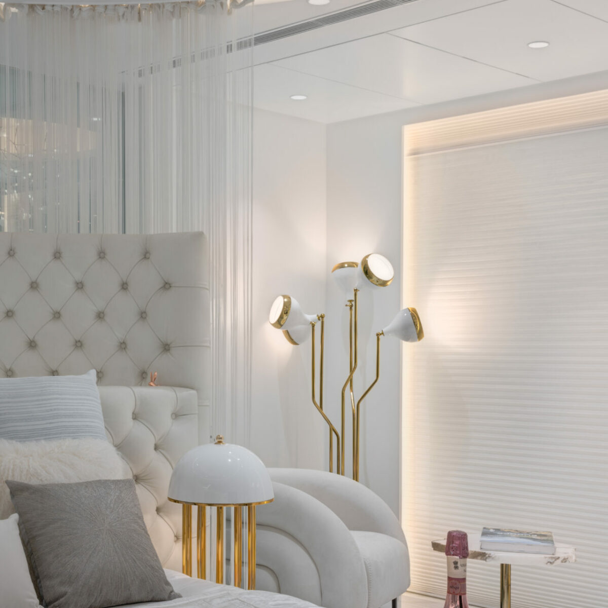 WHITE AND GOLD TRENDSETTING HOUSE