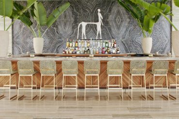 HOTEL FURNITURE: THE BEST BAR STOOLS