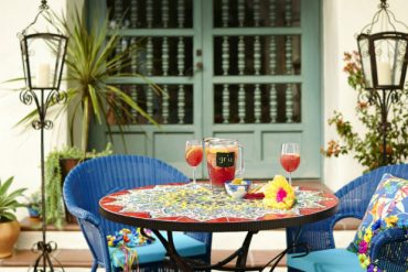 SUMMER 2017 OUTDOOR DECOR TRENDS TO LOOK OUT FOR