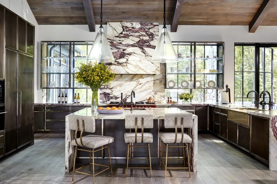 The Most Impressive and Dramatic Makeovers We Saw of Adam Hunter - These are Star Quality!