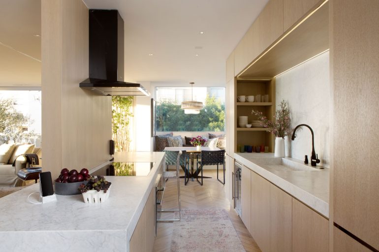 The Most Impressive and Dramatic Makeovers We Saw of Adam Hunter - These are Star Quality!