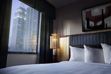 MID-CENTURY MODERN LIGHTING FOR YOUR BEDROOM