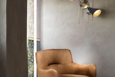 DESIRABLE MINIMAL LIVING ROOM INTERIOR