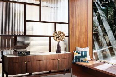 A MODERN DECOR FOR YOUR MODERN ENTRYWAY