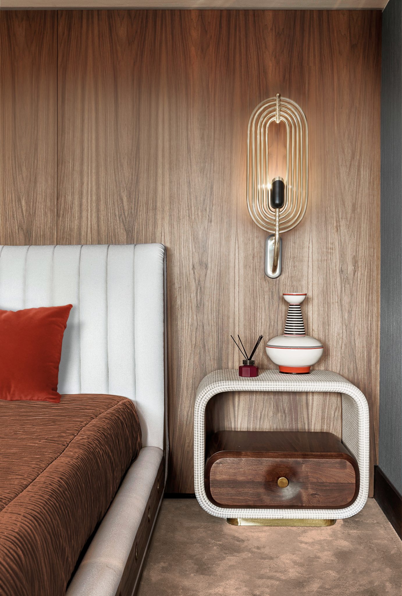 Unique Lighting Design Ideas To Brighten Your Bedroom