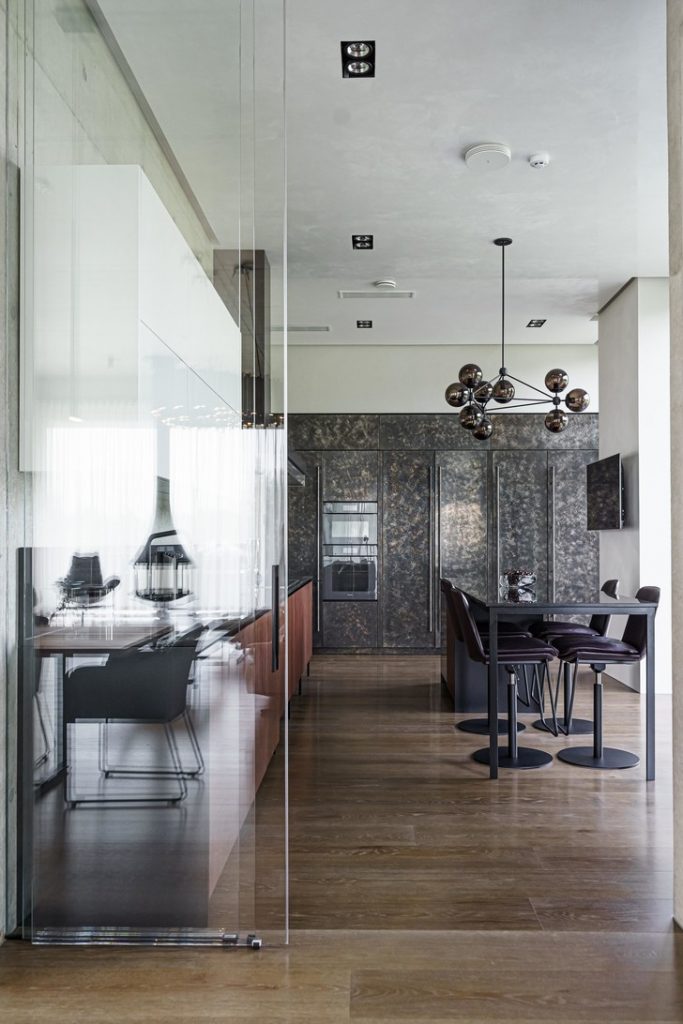 Tarmo Okva & Natalya Perova: Get Inside The Beautiful Mid-Century House in Tallinn!