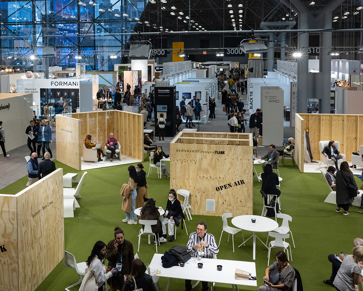 ICFF 2022: It's The Last Day Of The NY Tradeshow But You Still Have Time To Check The Best Mid-Century Booth!