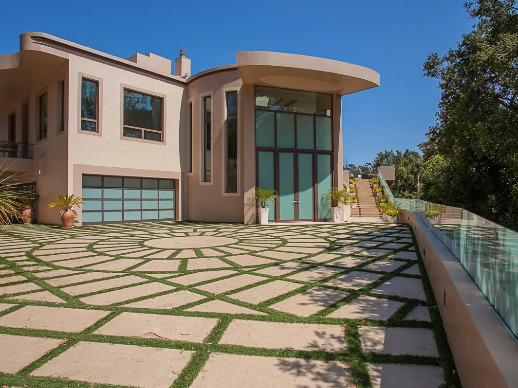 Get Inside: Discover Rihanna's Palisades Home